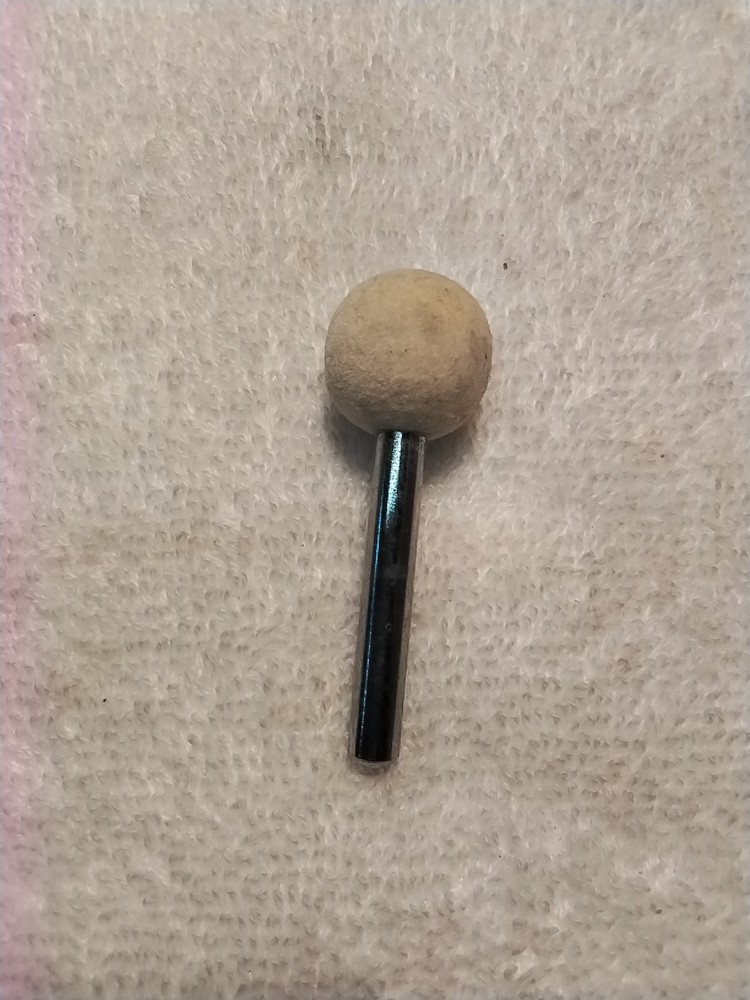 5PC 1/4" SHANK FELT POLISHING BOB'S