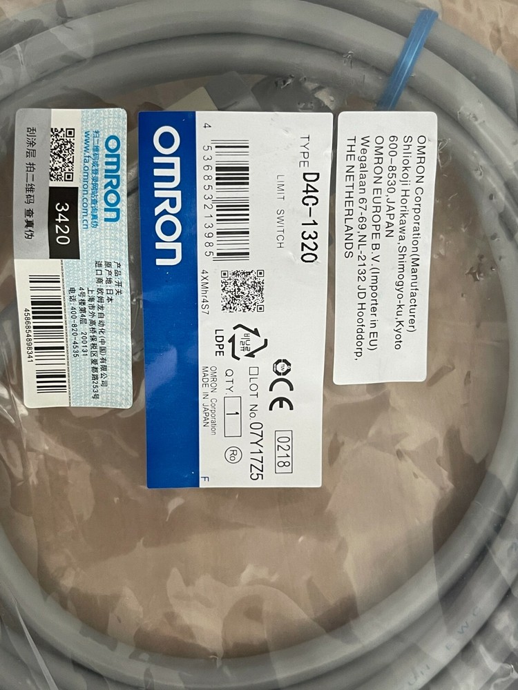 Omron-D4C-1320 1PC D4C1320 Limit Switch New