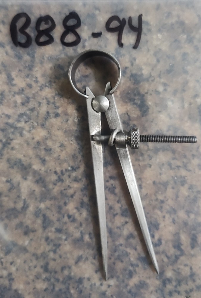 🗽VINTAGE 4" DIVIDER