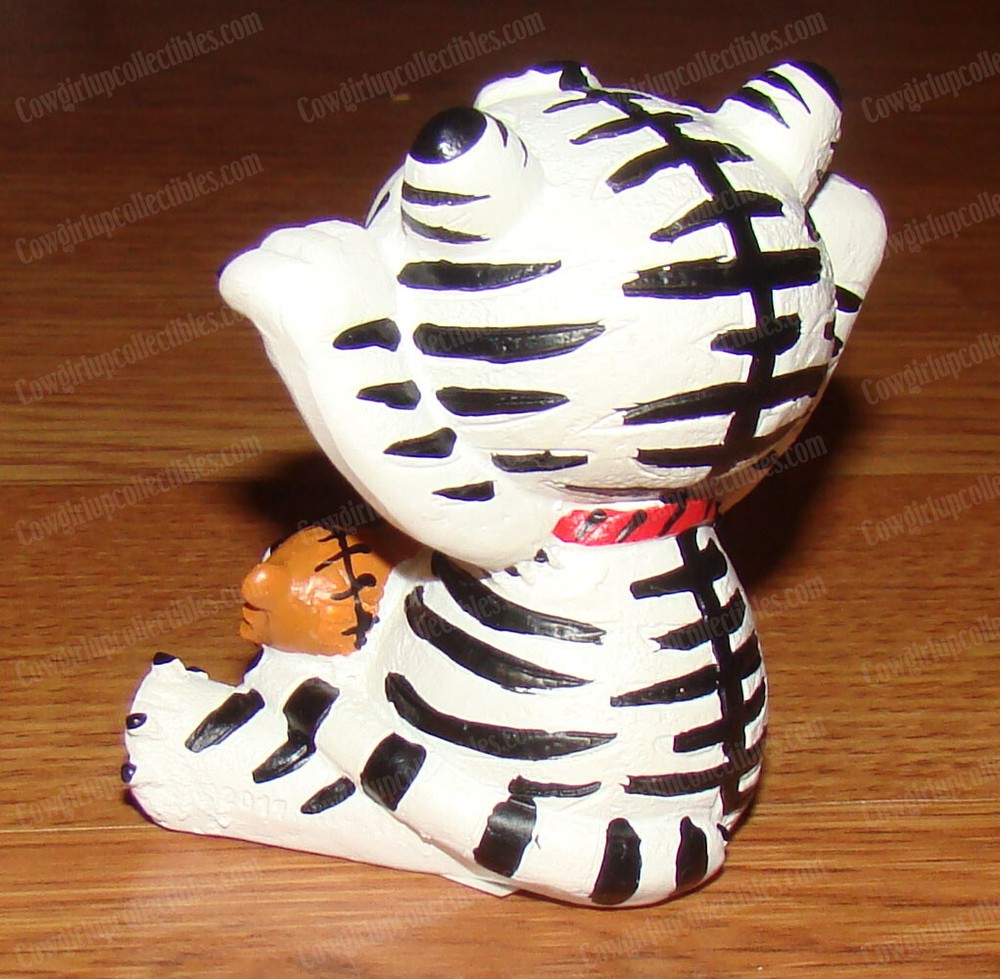 Furrybones White Tigrrr (Summit Collection, Y8211) Skeleton, Tiger