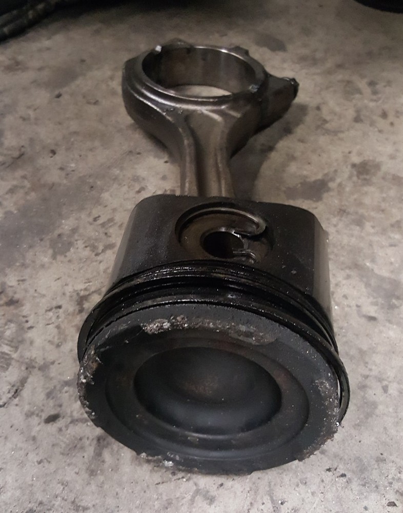 MAXXFORCE 13 ENGINE PISTON & CONNECTING ROD STU126011