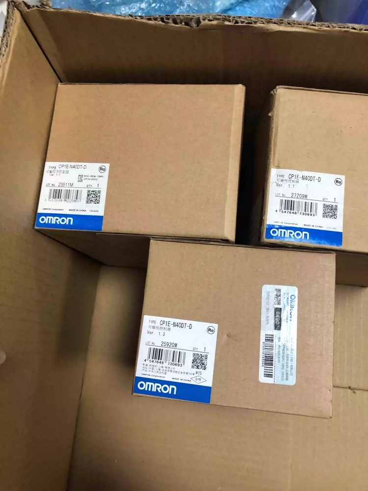1pcs Omron CP1E-N40DT-D Programmable Controller New