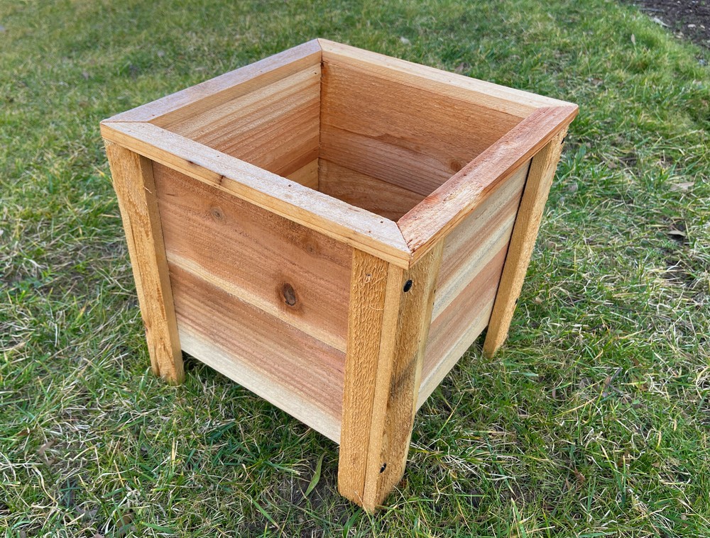 Cedar Planter Box - 14x14x14 - FREE SHIPPING