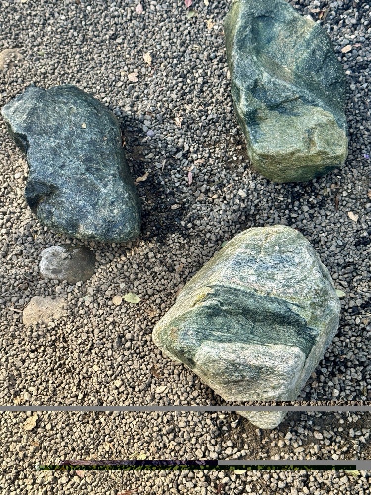 SERPENTINE ROUGH Free Standing 🤗🤗🤗