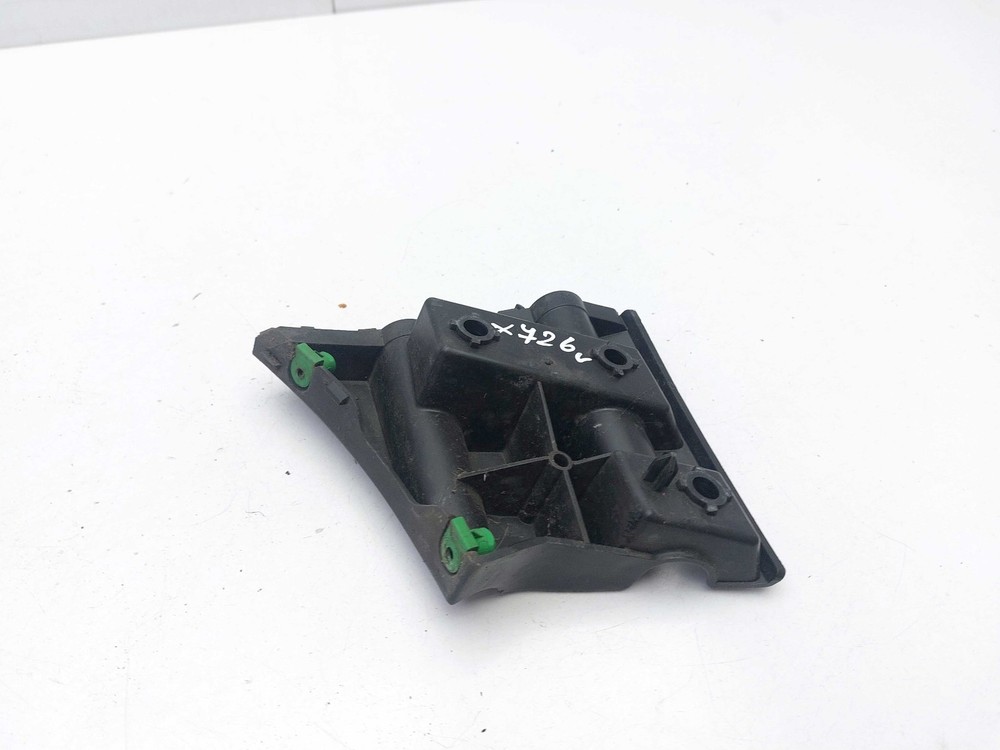 FRONT LEFT SIDE BUMPER MOUNT BRACKET 31395101 VOLVO V40 2013