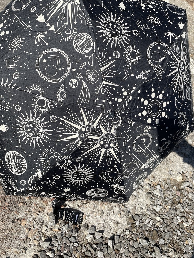 Shed Rain Umbrella Black Sun And Moon Pattern