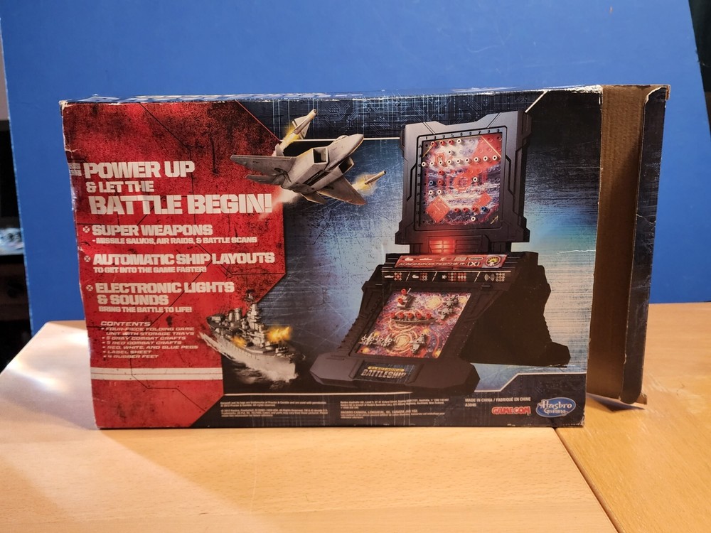 Electronic Battleship Hasbro Board Game 2012 Edition Tested EUC Complete