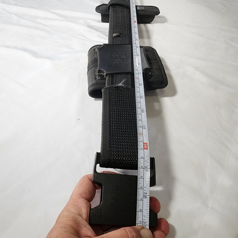Uncle Mike's Med Black Adjustable Belt w/ Bianchi attachments
