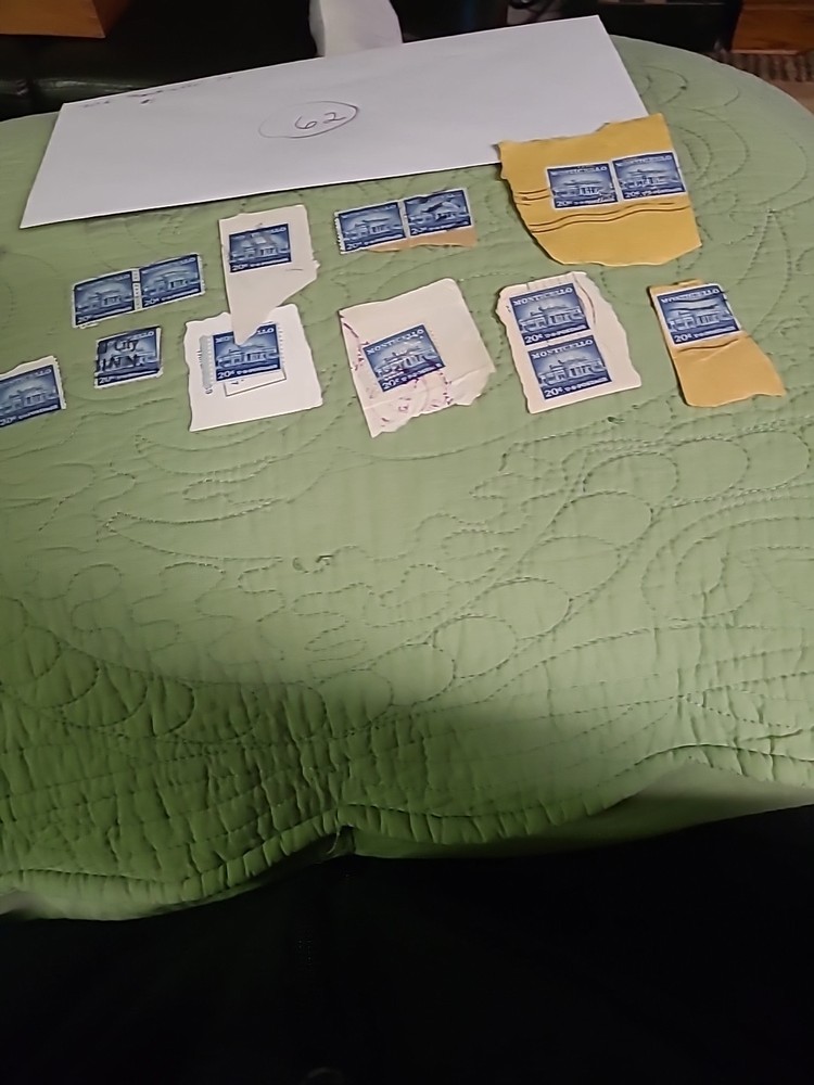17 MONTICELLO STAMPS (ENVELOPE 62)
