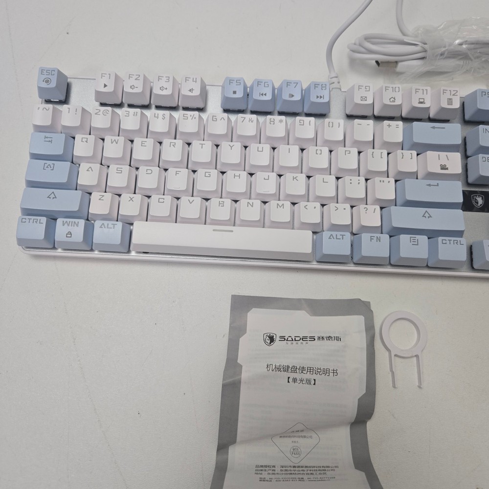 Sades Mechanical Gaming Keyboard USB - Blue and White