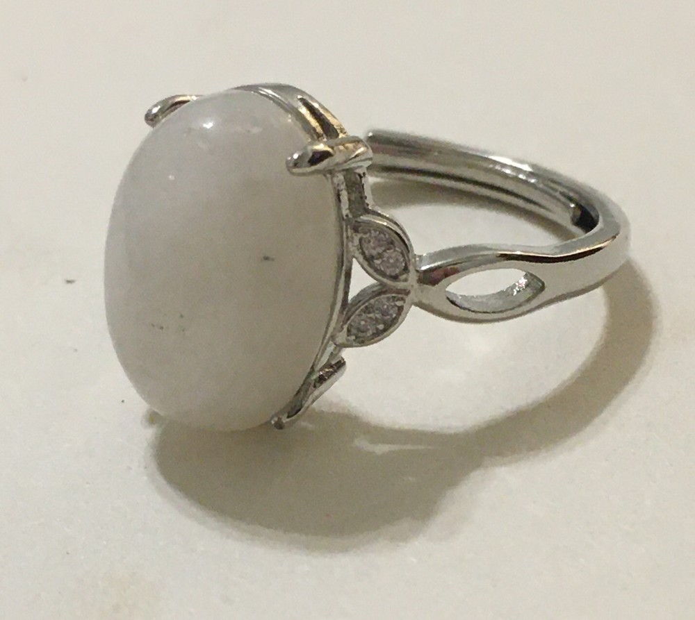 moonstone ring adjustable to size 6 & 7