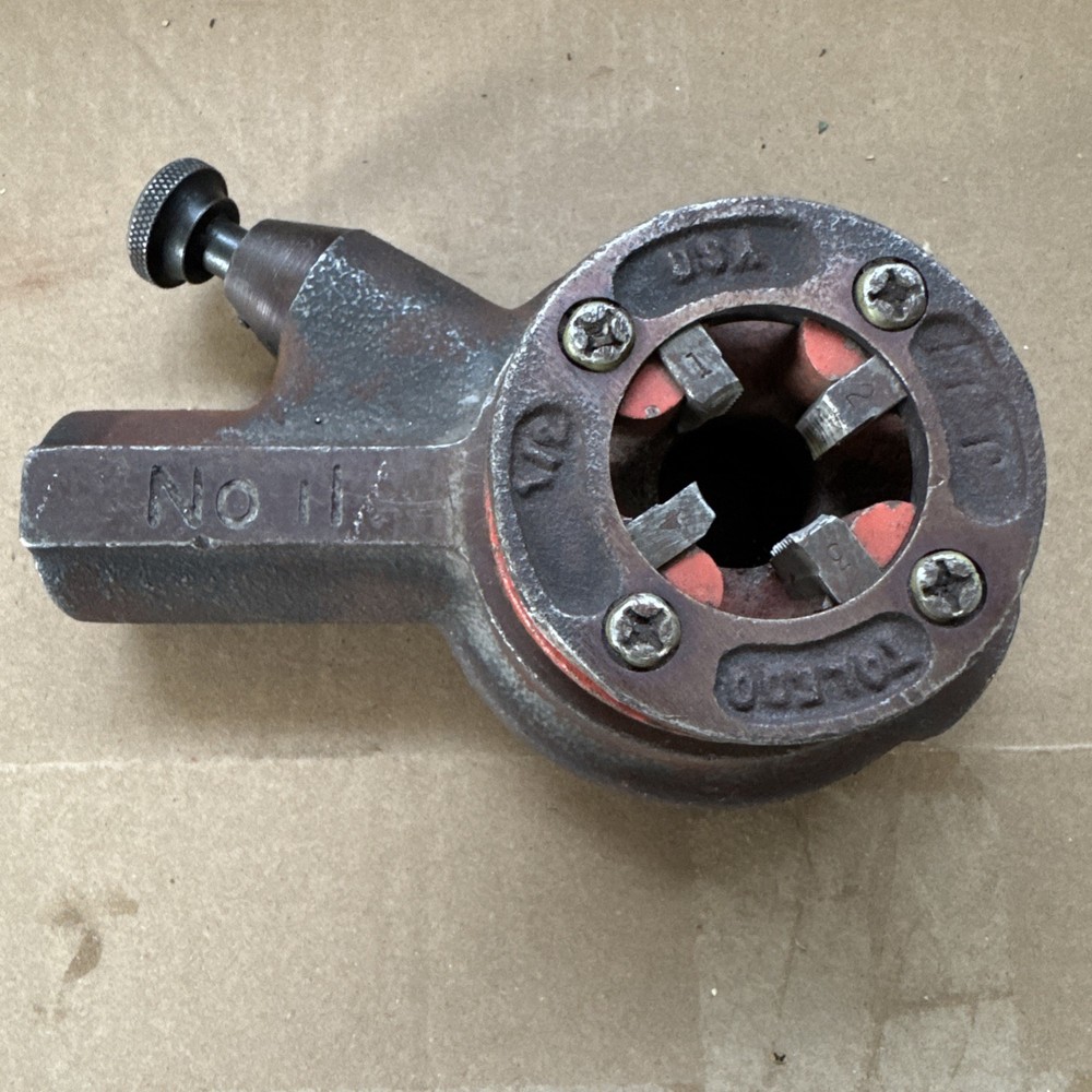 Toledo Pipe Threader No 11 W/ Interchangeable Handle Holder 1/2” Die Works