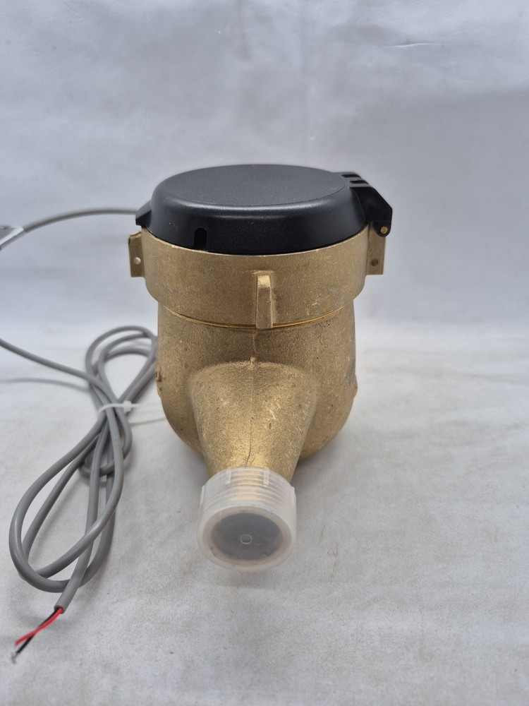 Cold Water Meter with Pulse Output, Watflow 5/8" X 1/2"