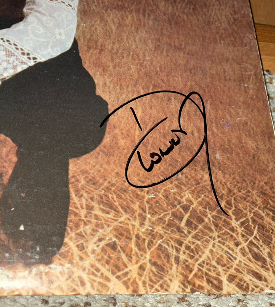 Dionne Warwick signed Vinyl album Proof