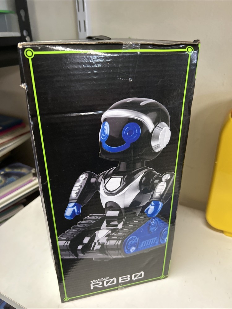 ROBO Light Up Interactive Action Robot ToY NEW