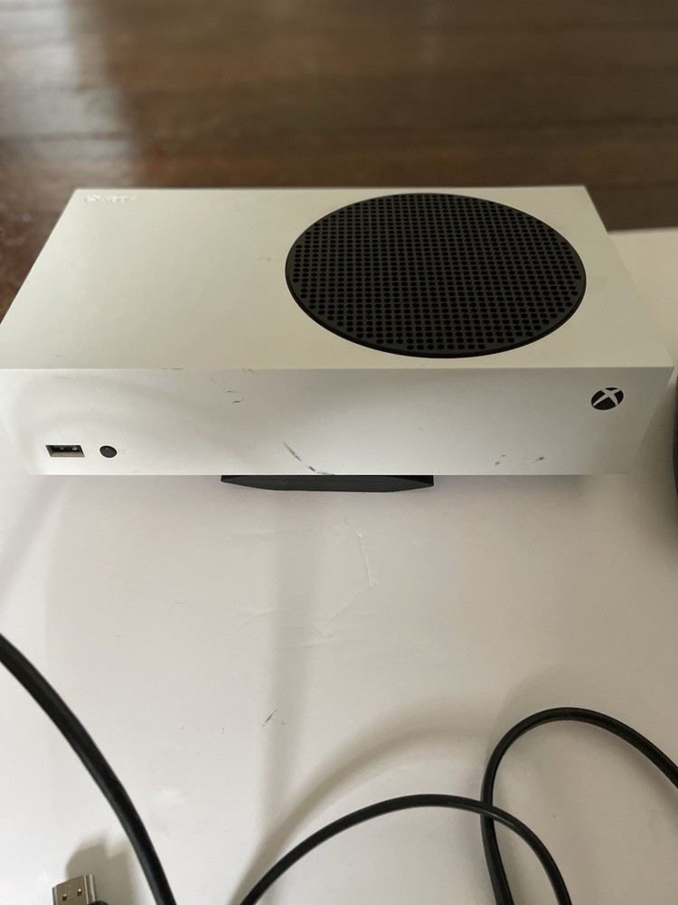 Xbox Series S 512GB SSD Console Bundle with Controller, Headset & Cables