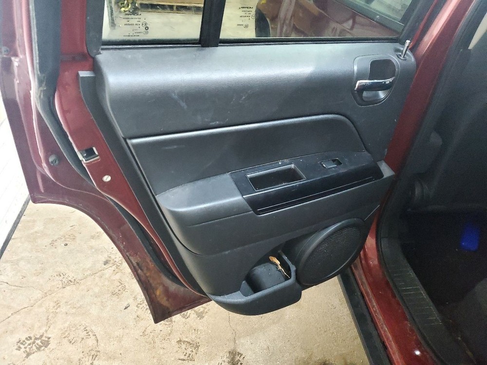 Speedometer Cluster ID 68080403AA Fits 11-12 COMPASS 1770109