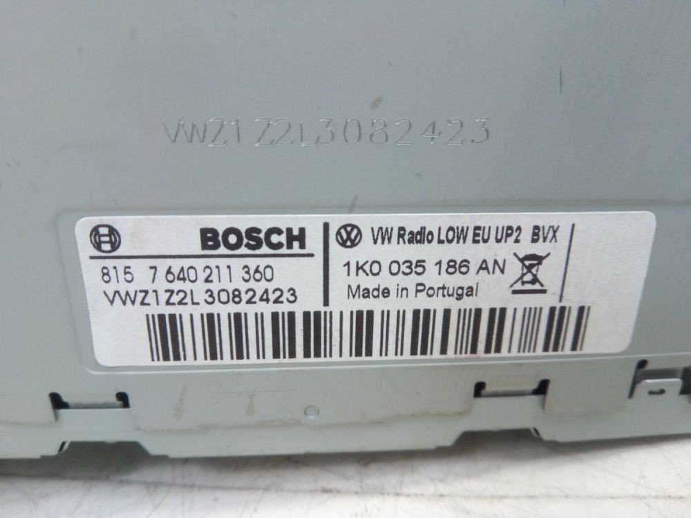 Radio/CD Changer Combination Code Not Available. Suitable for VW Touran (1T1