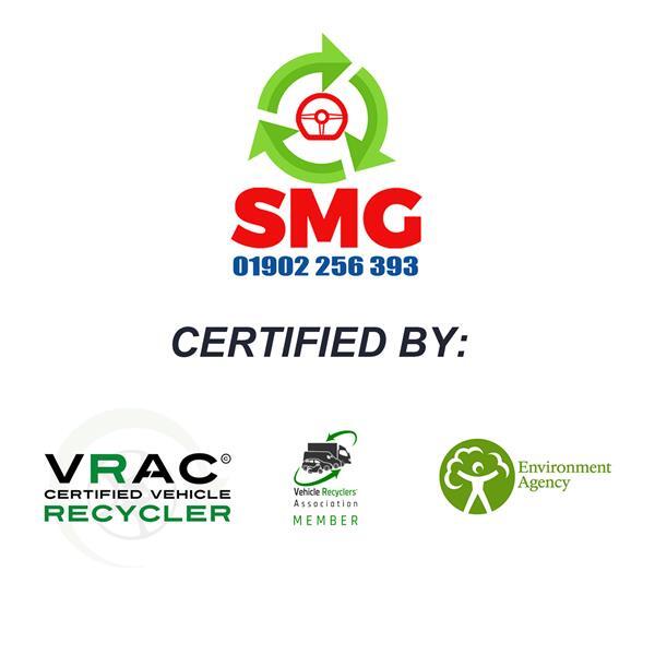 AUDI A6 AVANT C7 FACELIFT 2015-2018 WARNING TRIANGLE ACCESSORY