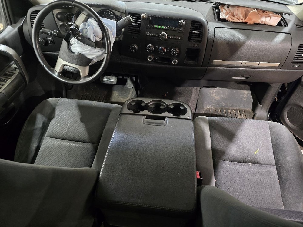 SILVRDO15 2009 Dash Bezel 636504
