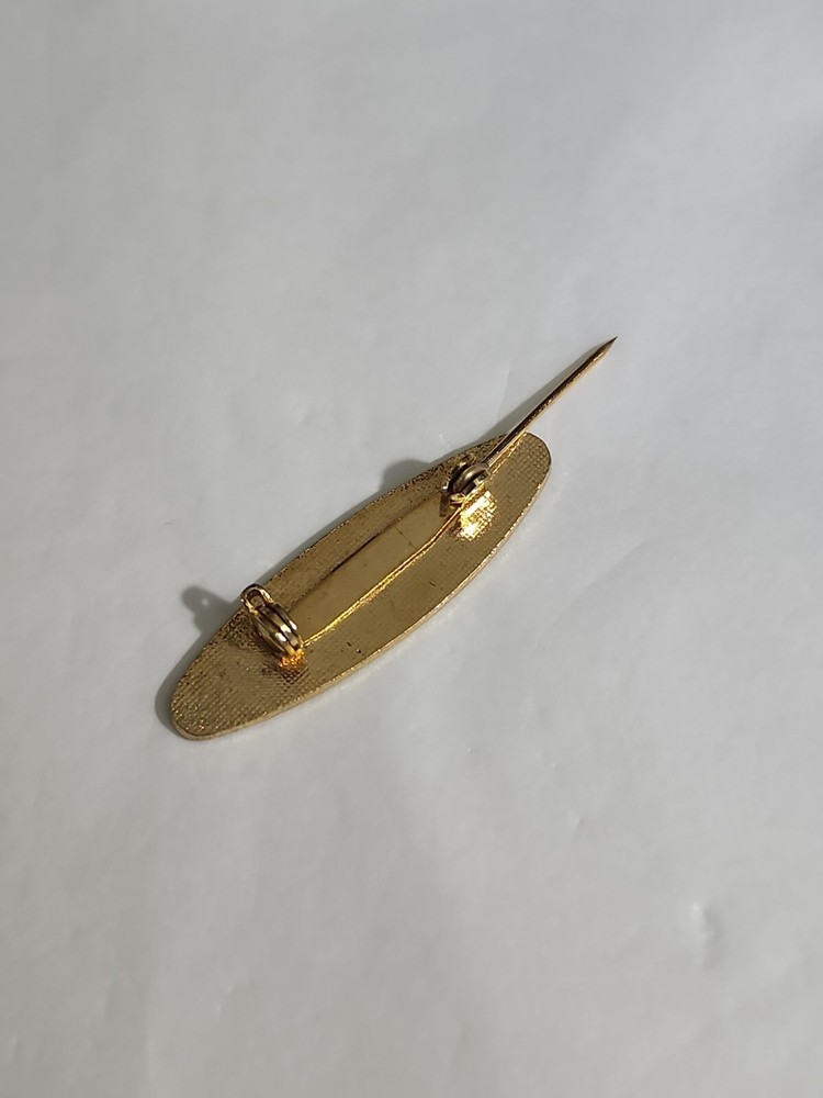 Western Skier Lapel Hat Jacket Pin