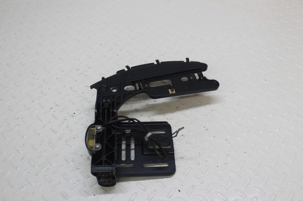 HARLEY-DAVIDSON OEM LICENSE PLATE LIGHT 73504-11
