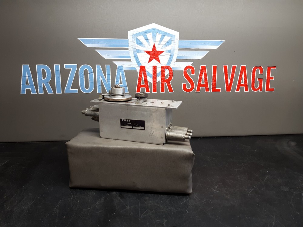 Piper Trim Servo Model PET-2  S/N 419A