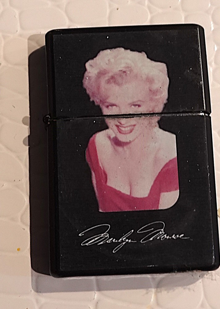 Marilyn Monroe Close Up Image Lighter New