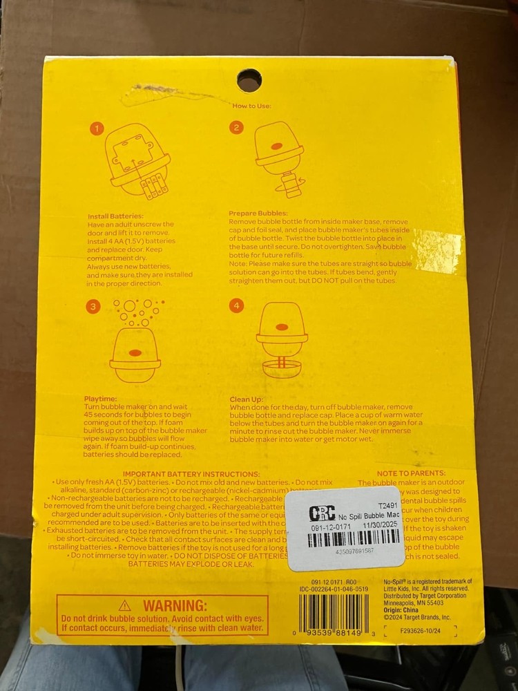 Sun Squad No Spill Bubble Maker Easy Carry Handle - New