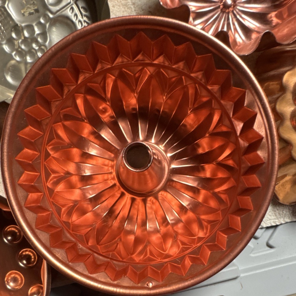 Metal Fluted Cake Pans Set Copper Silver Seven-Piece Assorted Designs