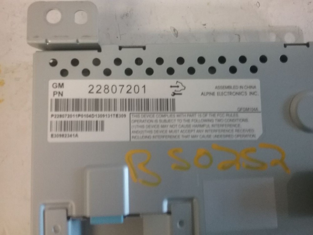 2010-2017 GMC Terrain Dash Mounted Lower 7" Display Screen