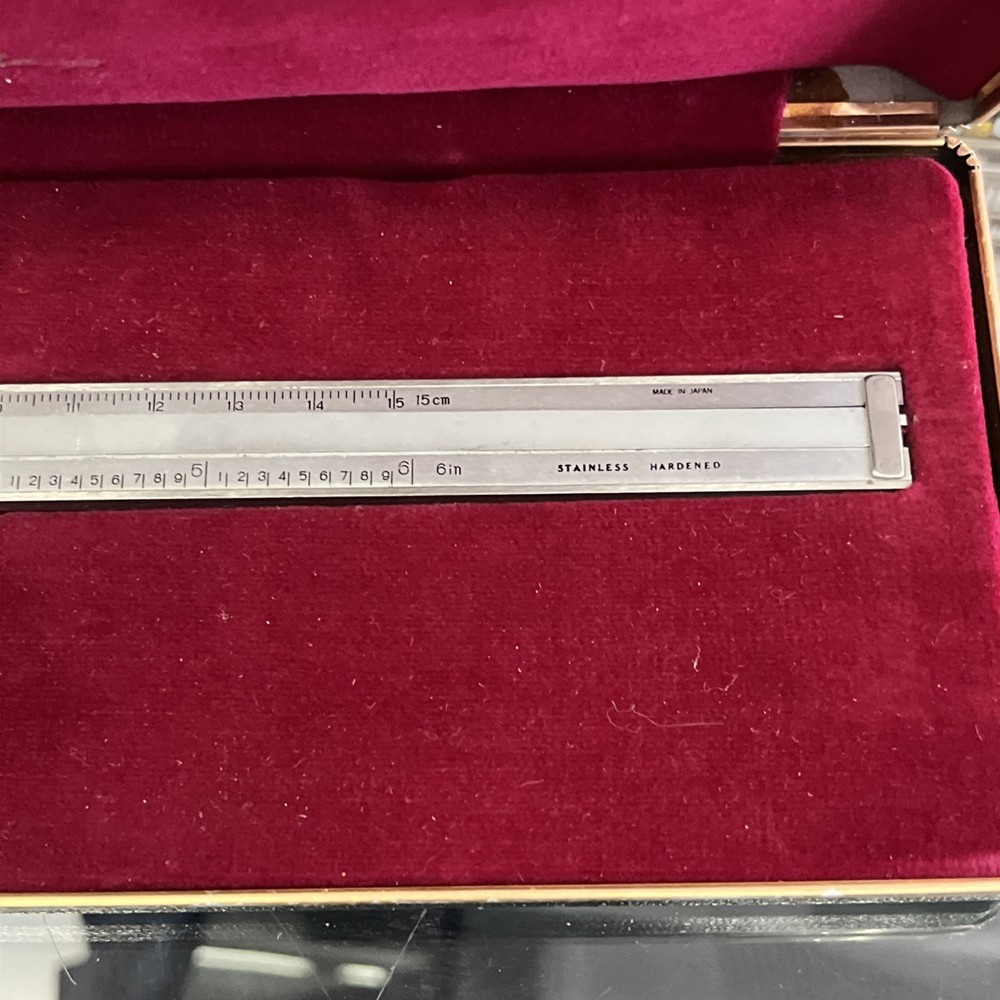 Mitutoyo dial caliper code # 505-626 In Case
