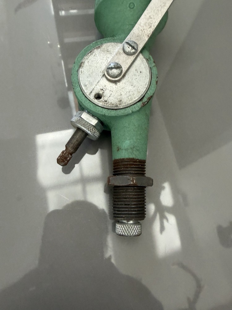 RCBS Uniflow Powder Measure MISSING LID