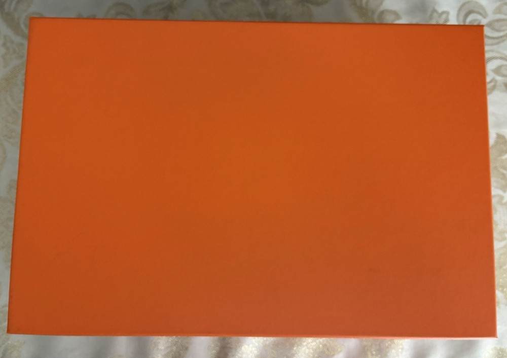 Authentic HERMES Empty Storage Box W/Tissue 12" x 8” x 4.5” 070 BIS
