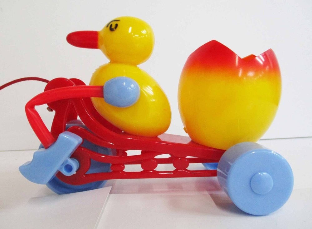 Vintage Easter Hard Plastic Ideal Pedaling Duck and Egg Pull Toy Boxed 1950s HTF