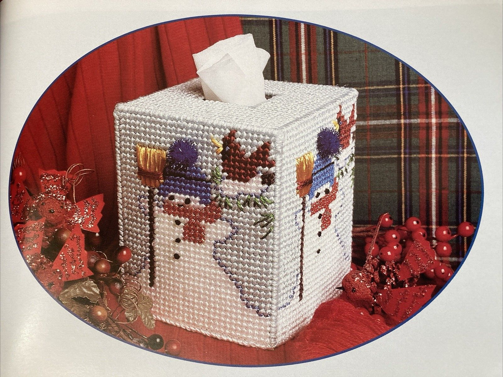 Vtg Rare Heartwarming Plastic Canvas pattern book 1996