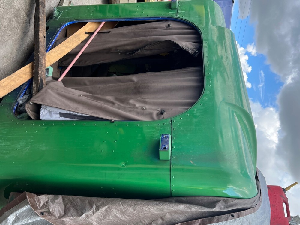 63 inch Peterbilt sleeper green