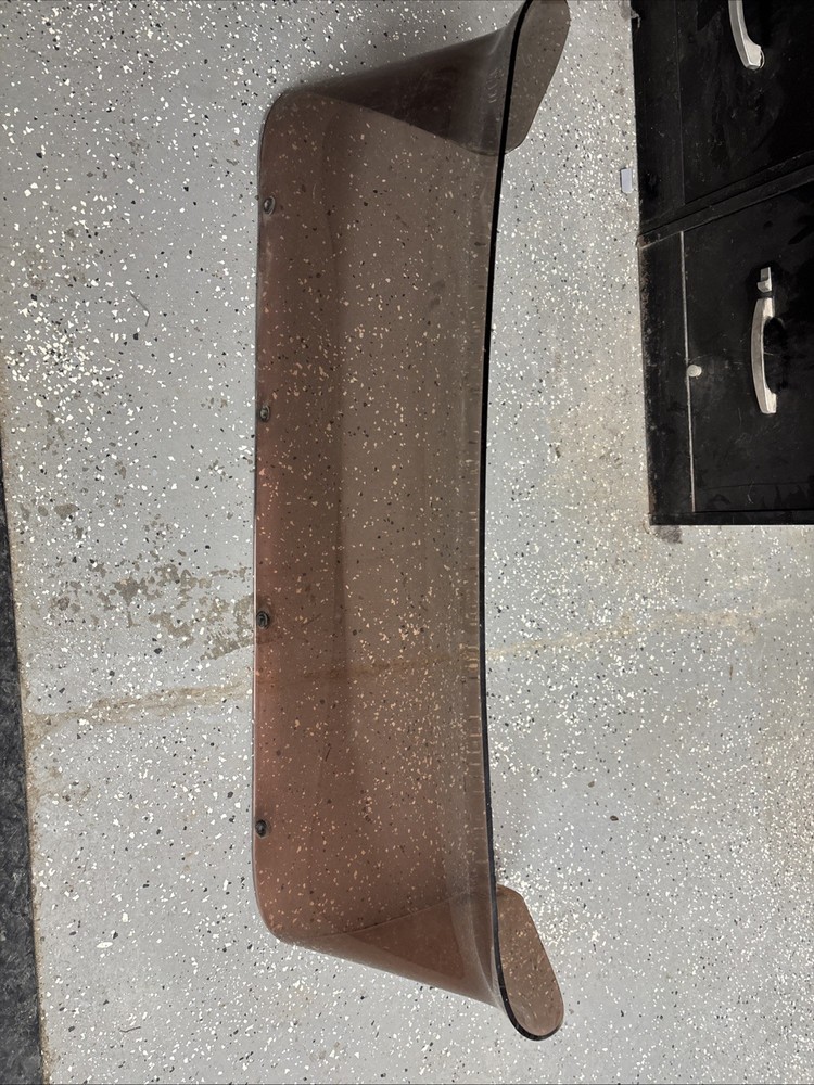 1990 Lowe Pontoon Windshield