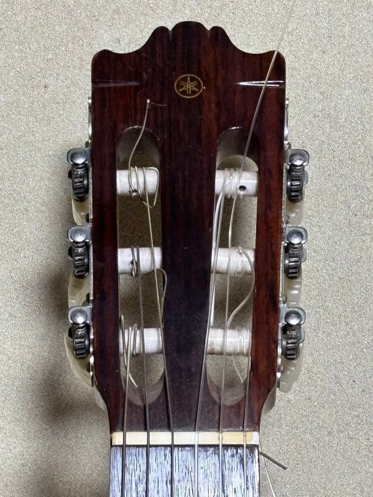 Yamaha Classical Guitar With Hard Case C-180