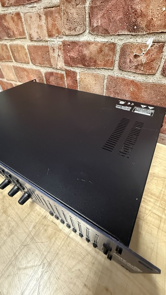 dbx driverack 480 Complete Equalization & Loudspeaker Management System