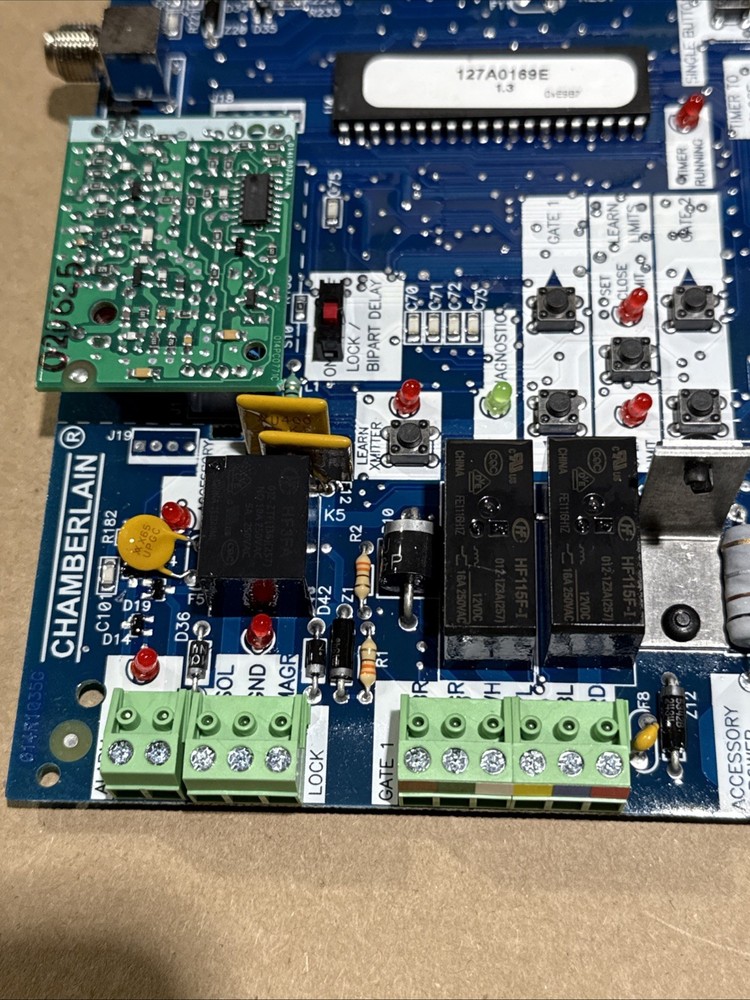 Chamberlain LiftMaster 127A0169E E214229 Control Board New Open Box