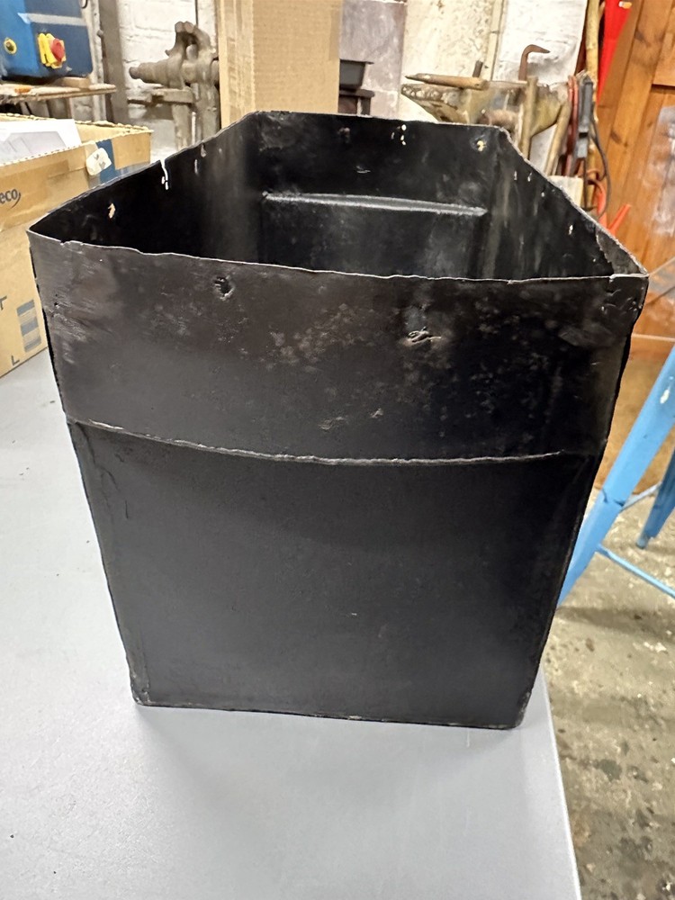 Bristol 401 and 403 Battery Box