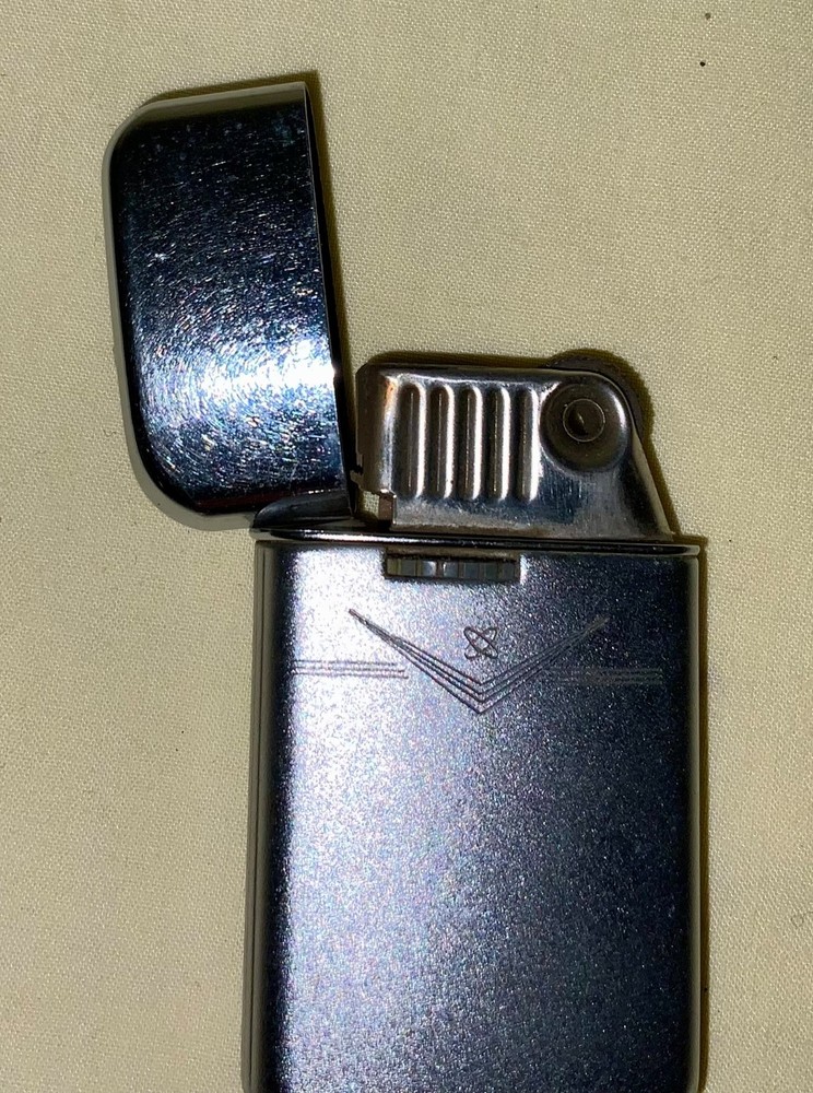 Vintage Ronson Varaflame Windlite Butane Lighter - Untested