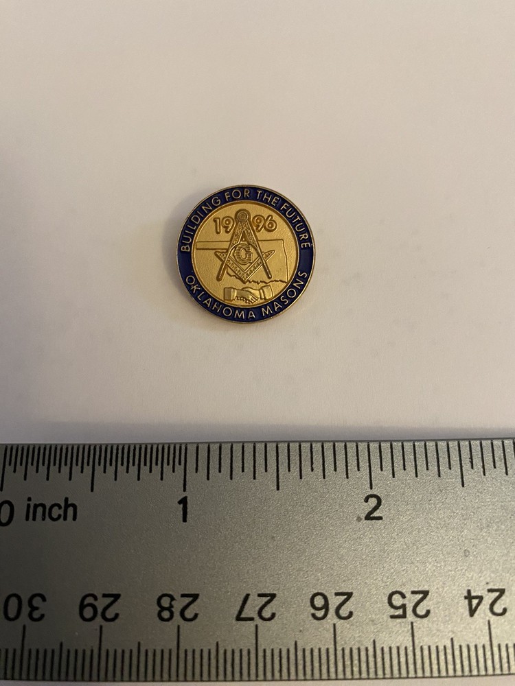 Oklahoma Masons 1996 Lapel Pin P182