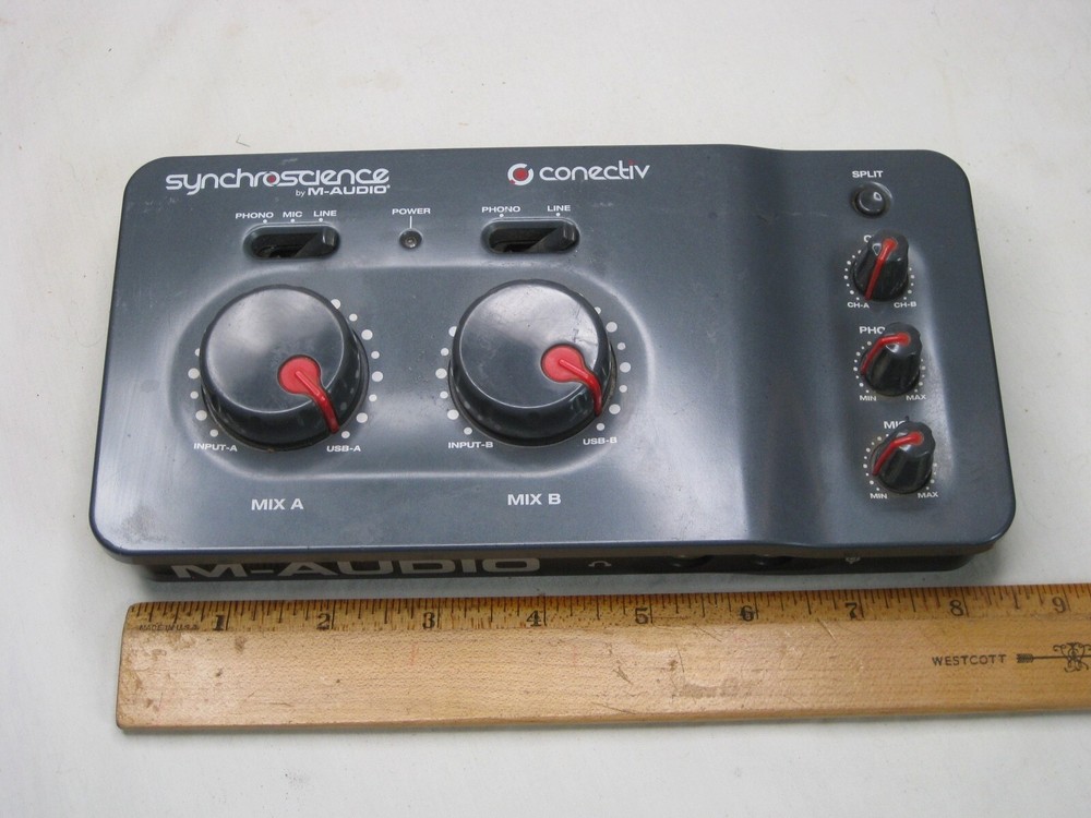 synchroscience M-AUDIO conectiv audio dj interface base unit only