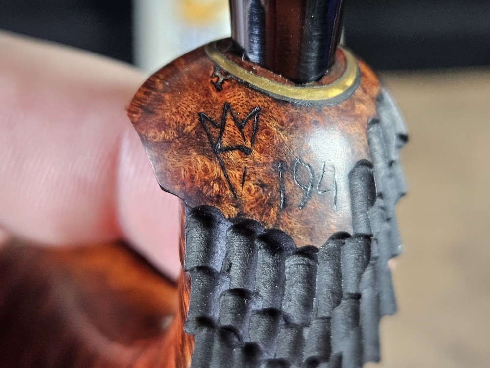 Crazy Cool! Sandi Yuda Smooth/Rustic Army-mount Horn Artisan Pipe