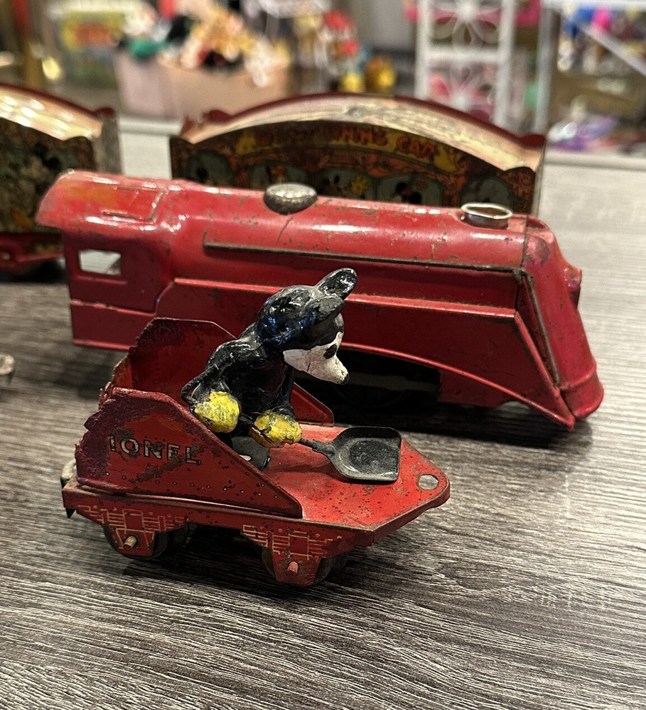 Original 1935 Lionel Mickey Mouse Disney Circus Train Set