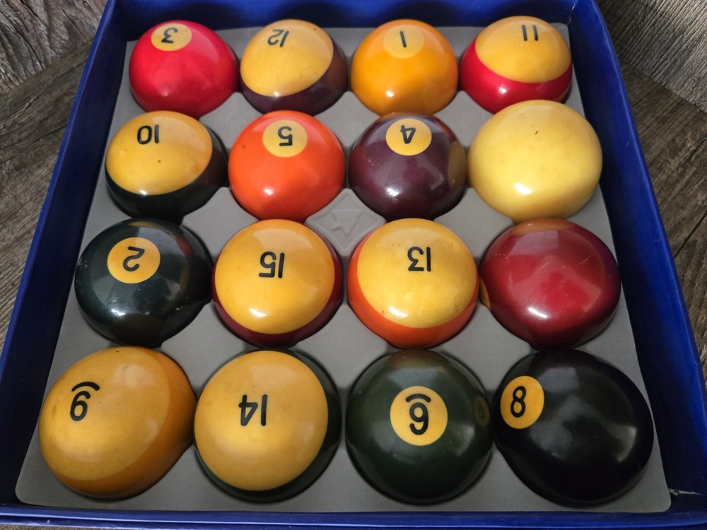 Vintage Billiards Complete Ball Set
