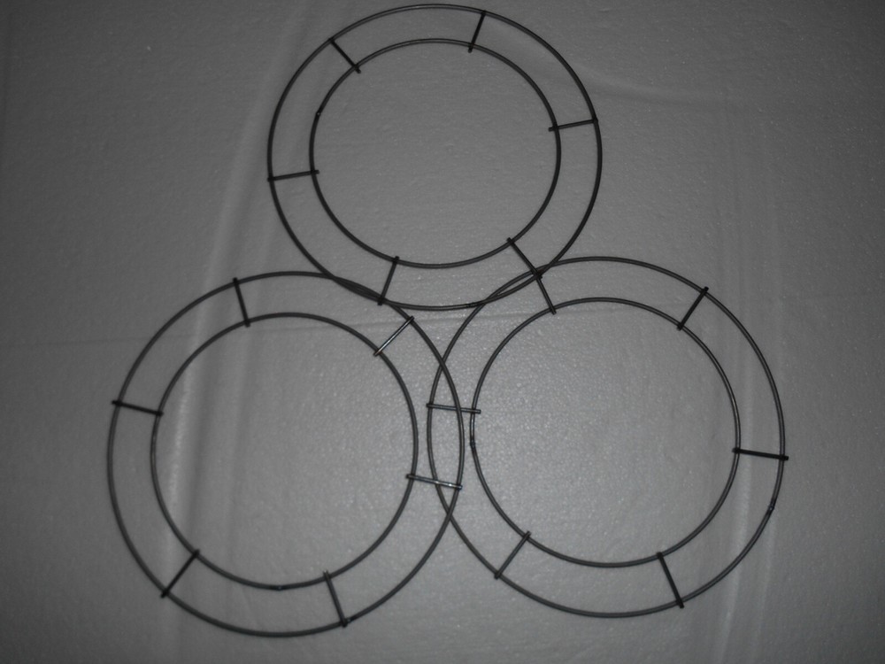 10" DOUBLE RAIL WIRE WREATH RING, (3) Rings