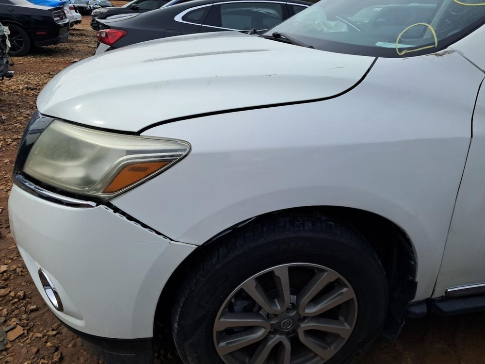 PATHFINDR 2015 Glove Box 4883759